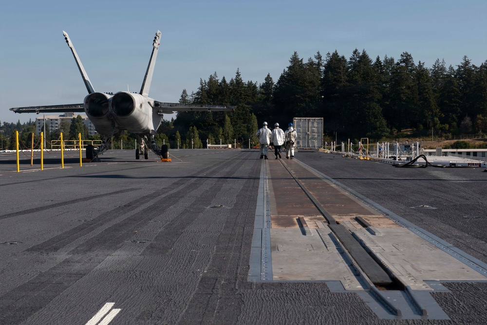 Ronald Reagan Sailors Conduct Flight Deck Firefighting Training