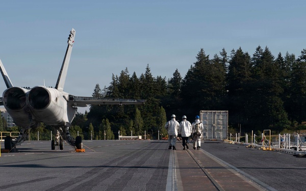 Ronald Reagan Sailors Conduct Flight Deck Firefighting Training