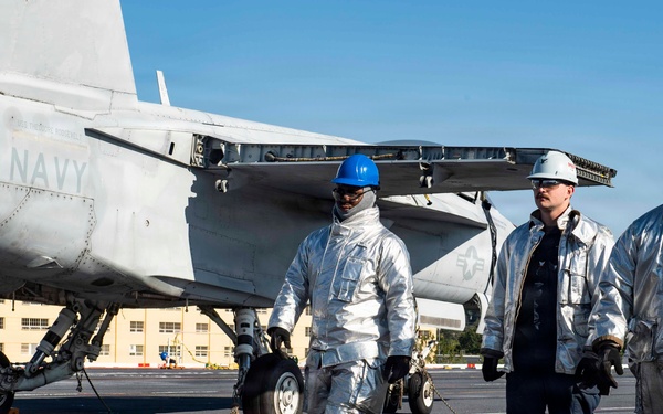 Ronald Reagan Sailors Conduct Flight Deck Firefighting Training