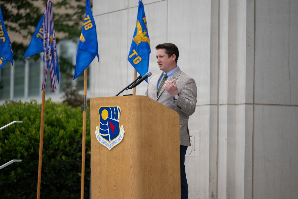 Complex, Air Force leadership rededicate AEDC