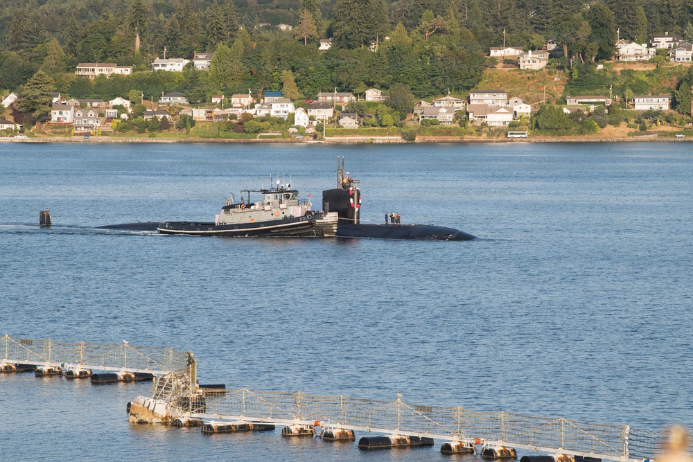 USS Alexandria Arrives in Bremerton