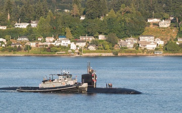 USS Alexandria Arrives in Bremerton