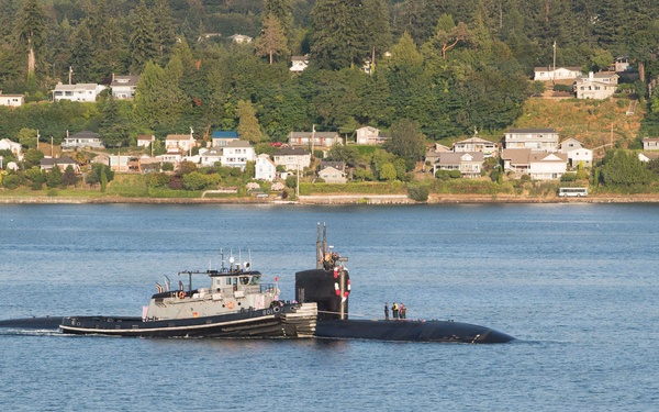 USS Alexandria Arrives in Bremerton