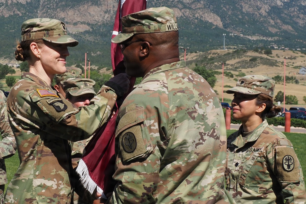 Medical Readiness Battalion welcomes new commander