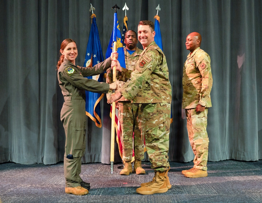 Looser takes command of Air Force Global College