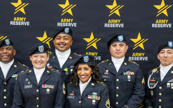 Senior leaders award Mexican Border Defense Medal to 4th Sustainment Command (Expeditionary)