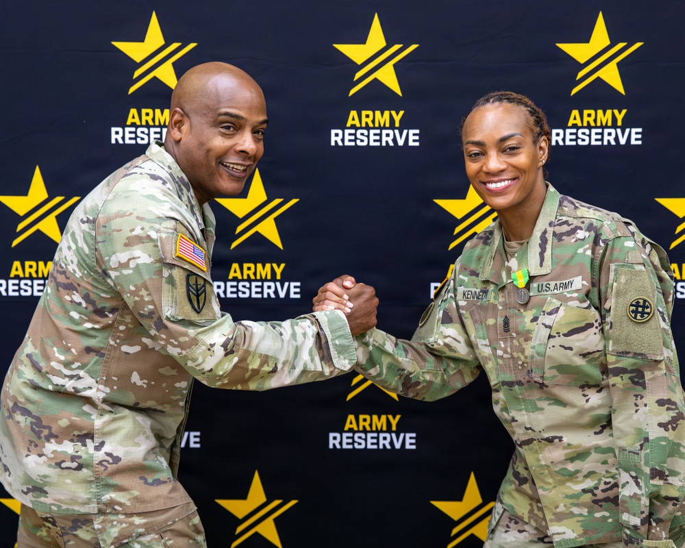 Senior leaders award Mexican Border Defense Medal to 4th Sustainment Command (Expeditionary)