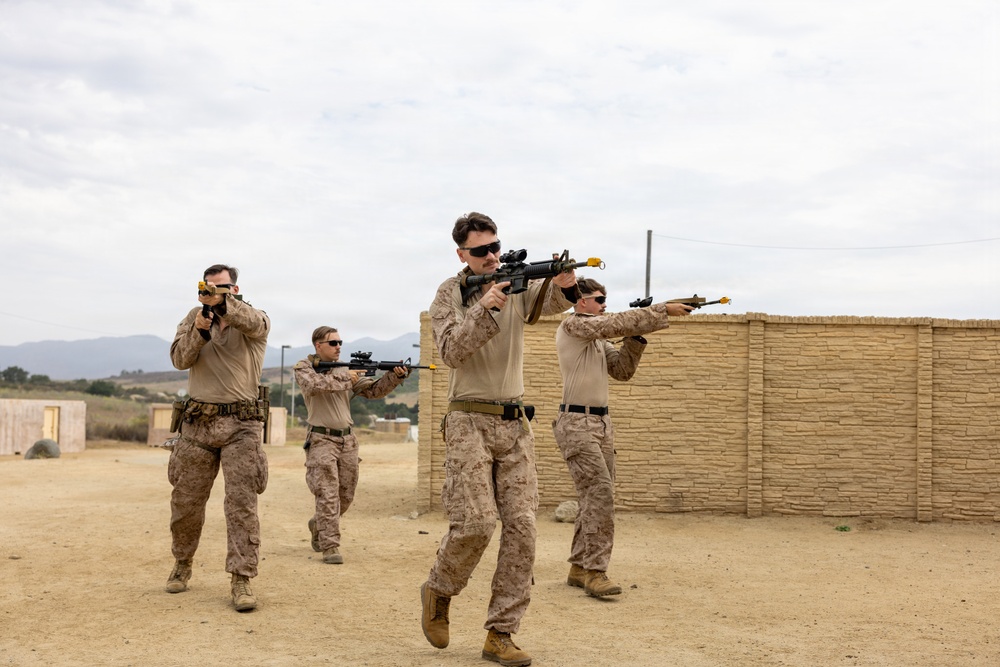 1st MLG Marines conduct close-quarter battle drills