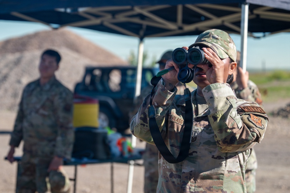 Malmstrom Airmen strengthen expeditionary skills during Ready Airman Training race