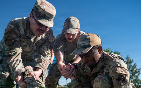 Malmstrom Airmen strengthen expeditionary skills during Ready Airman Training race