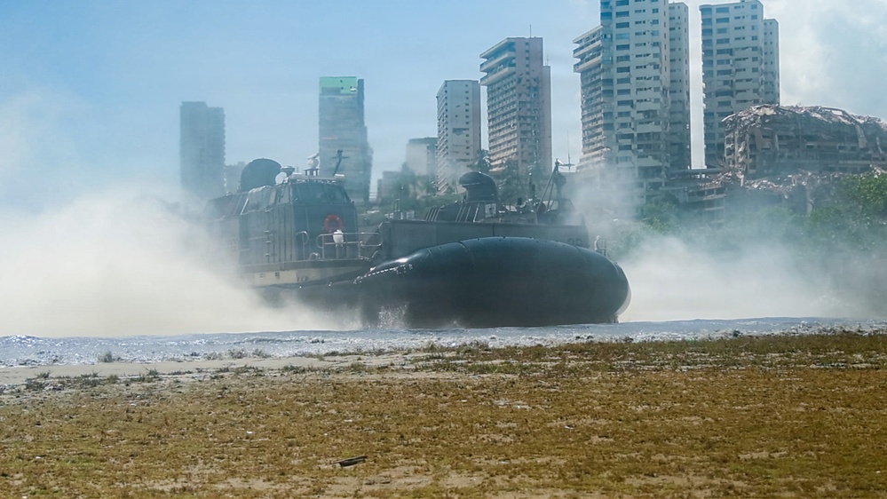 LCF-24: LCAC Delivery of Disaster Assistance Supplies