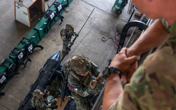 Naval Special Warfare trains with partner forces during RIMPAC 2026