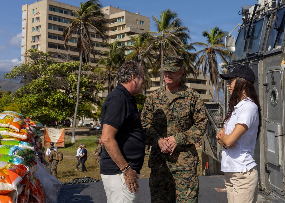 LCACs Deliver Aid to Venezuela