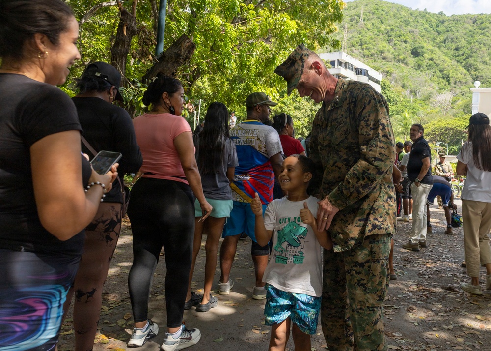 LCACs Deliver Aid to Venezuela