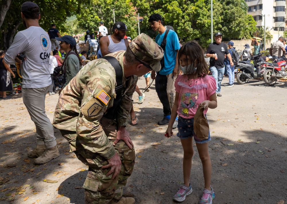 LCACs Deliver Aid to Venezuela