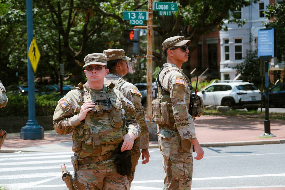 JTF-DC Logan Circle Patrolled by Arkansas Guardsmen