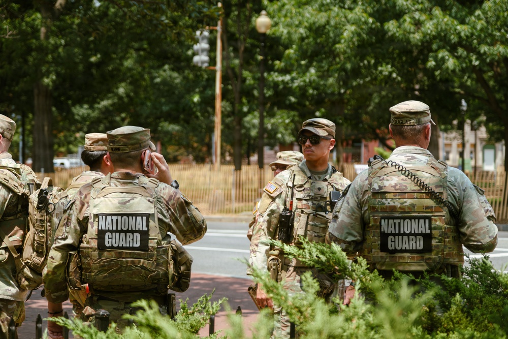 JTF-DC Logan Circle Patrolled by Arkansas Guardsmen