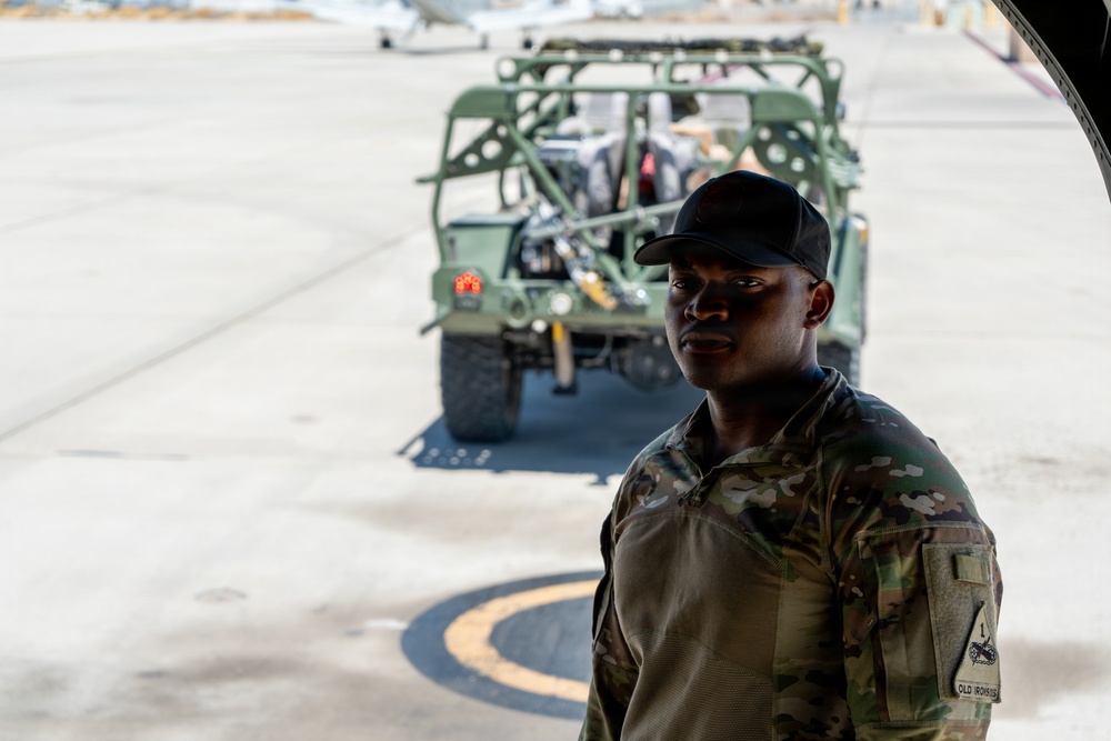 U.S. Army Soldiers with JTF-SB Preform Air Assault Training