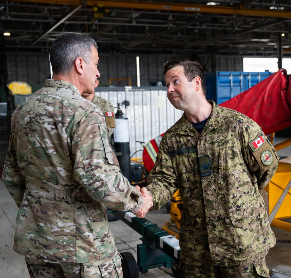 Canadian Joint Operations Command team vists the Royal Canadian Air Force Air detachment at RIMPAC 2026