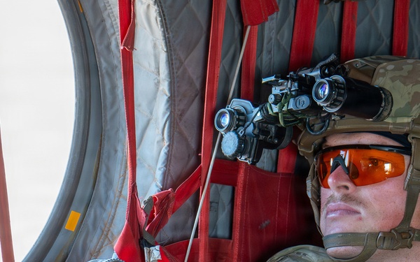 JTF-SB Soldiers Fly into ISV Air Assault Insertion Training