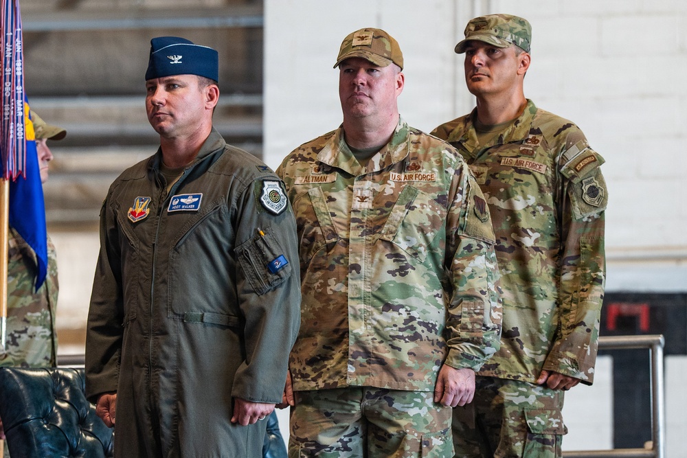 Weasel Maintainers Welcome New Commander
