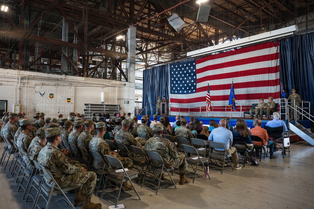 Weasel Maintainers Welcome New Commander