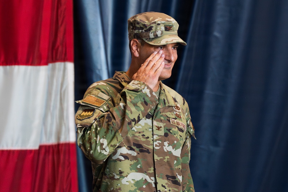 Weasel Maintainers Welcome New Commander