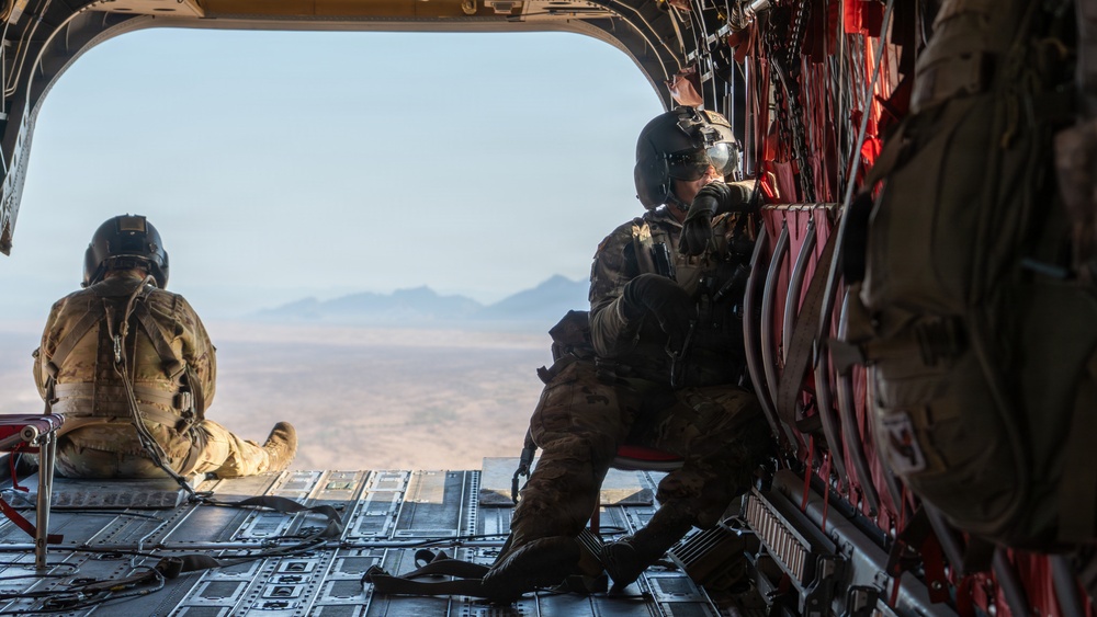 JTF-SB Soldiers Fly into Air Assault Exfiltration Training