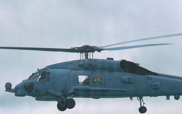 VMM-363 rehearses hoist operations