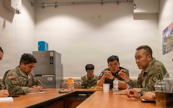 ROKA ASC Visits 6th Ordnance Battalion to Strengthen Ammunition Support Cooperation