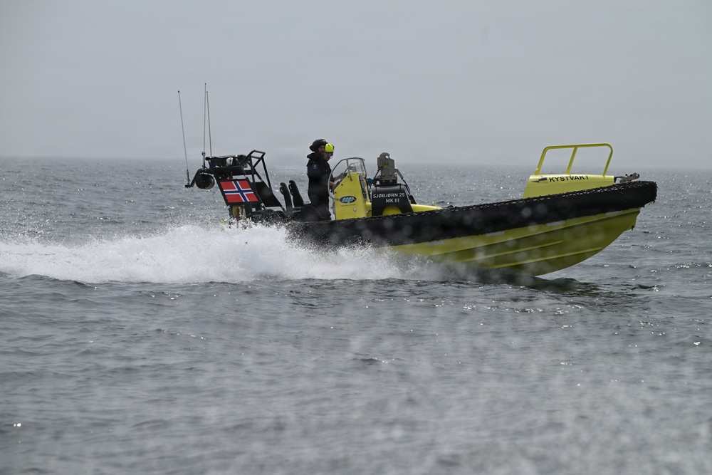 US Coast Guard, Norway strengthen Arctic partnership through multiple joint training exercises