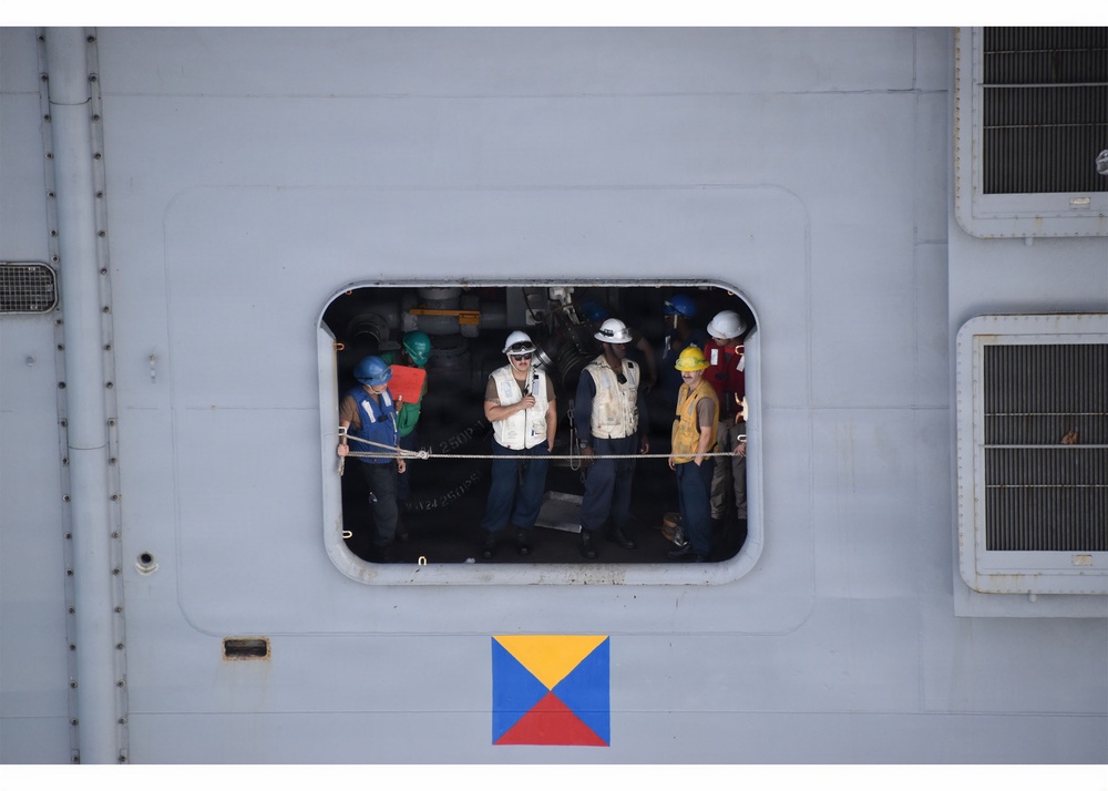 USS Essex conducts replenishment-at-sea during RIMPAC 2026