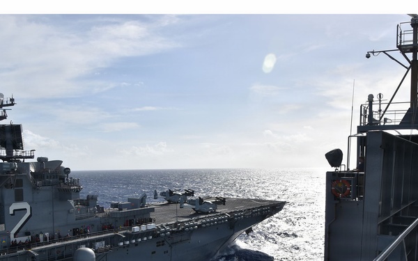 USS Essex conducts replenishment-at-sea during RIMPAC 2026