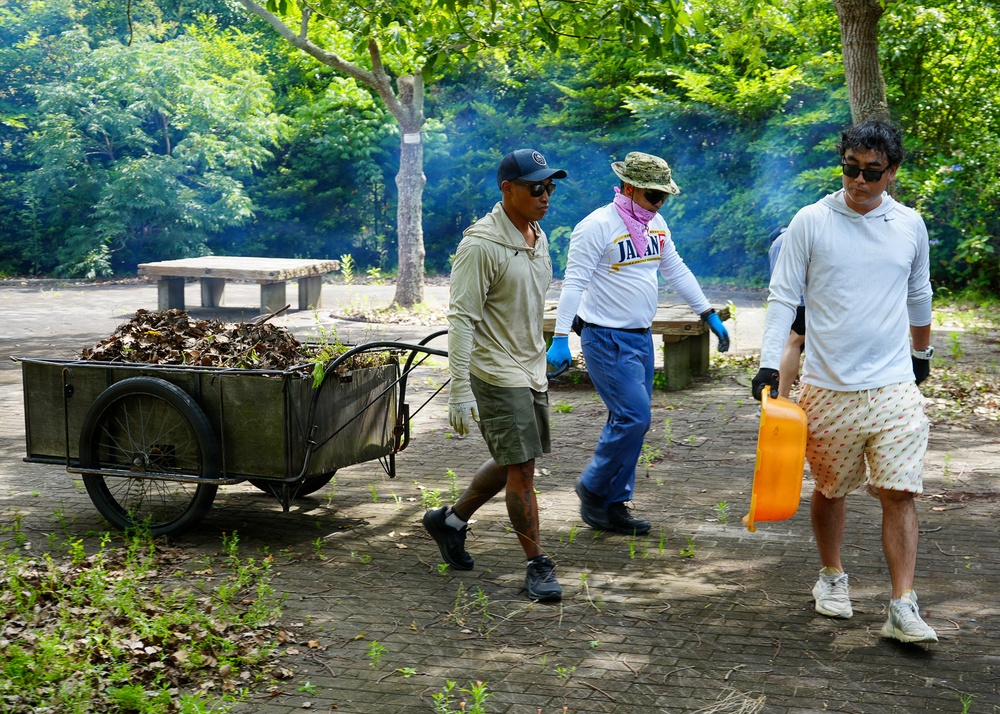 SRF-JRMC volunteers perform community service at Miura Shiratori-en