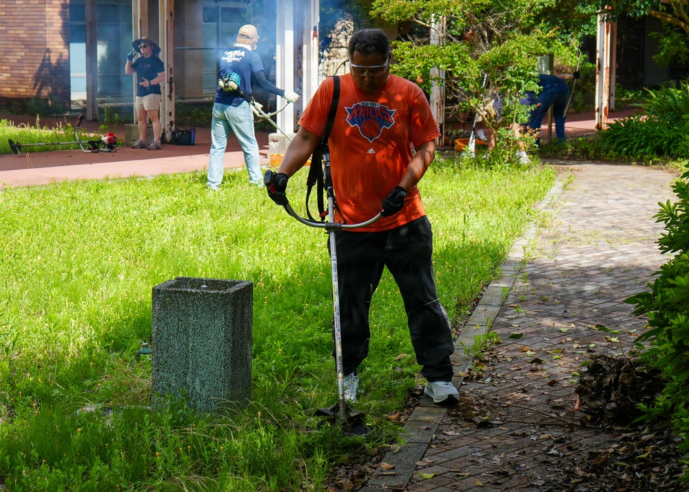 SRF-JRMC volunteers perform community service at Miura Shiratori-en