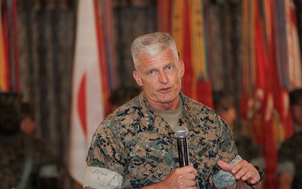 Lt. Gen. Turner relinquishes command of III Marine Expeditionary Force to Lt. Gen. Watson