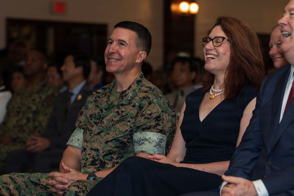 Lt. Gen. Turner relinquishes command of III Marine Expeditionary Force to Lt. Gen. Watson