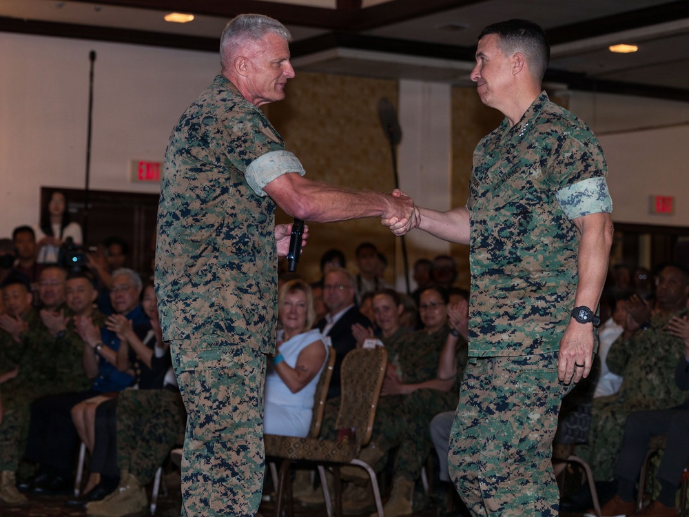 Lt. Gen. Turner relinquishes command of III Marine Expeditionary Force to Lt. Gen. Watson
