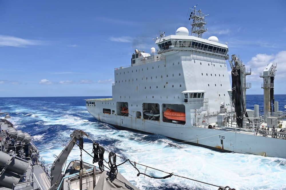 Japan Maritime Self-Defense Force conducts replenishment-at-sea with Royal Canadian Navy during RIMPAC 26
