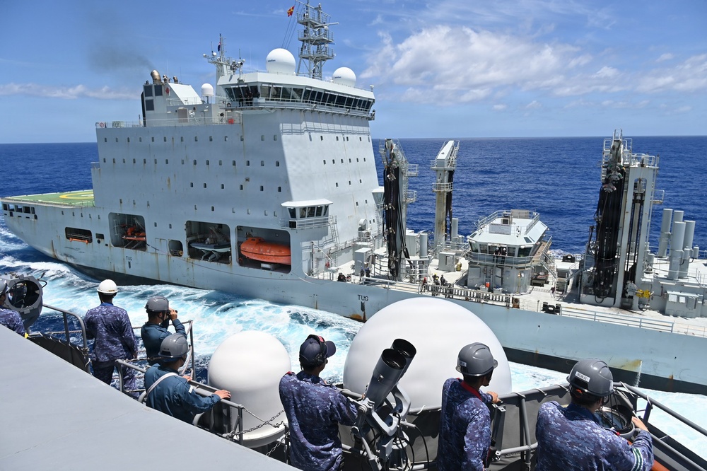 Japan Maritime Self-Defense Force conducts replenishment-at-sea with Royal Canadian Navy during RIMPAC 26