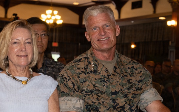 Lt. Gen. Turner relinquishes command of III Marine Expeditionary Force to Lt. Gen. Watson