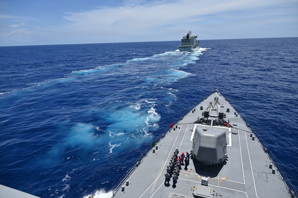 Japan Maritime Self-Defense Force conducts replenishment-at-sea with Royal Canadian Navy during RIMPAC 26