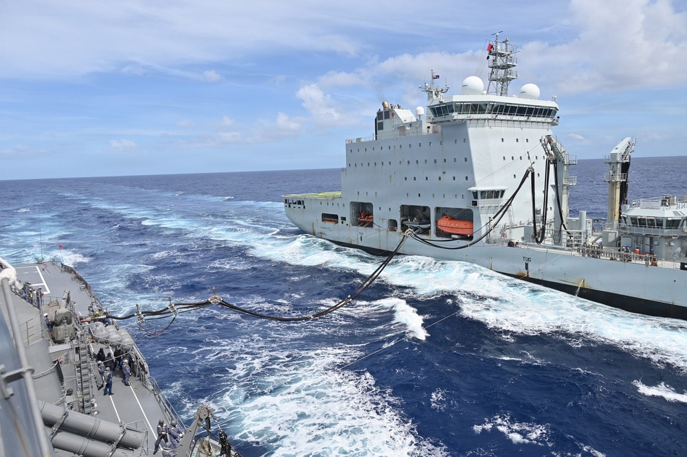 Japan Maritime Self-Defense Force conducts replenishment-at-sea with Royal Canadian Navy during RIMPAC 26