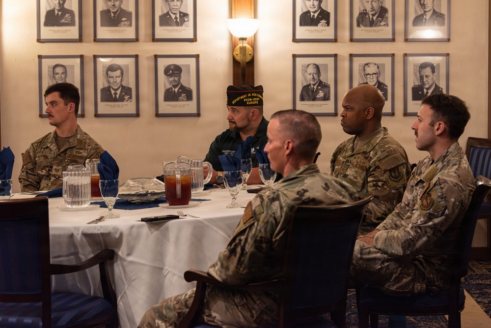 435th AGOW hosts Veterans of Foreign Wars at Ramstein