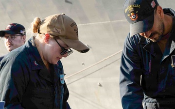 Souda Bay USO Supports USS Gonzalez (DDG 66)