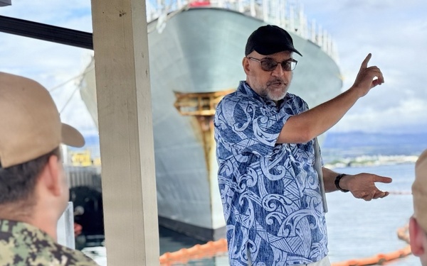Sailors Learn Pearl Harbor History During Sailor 360