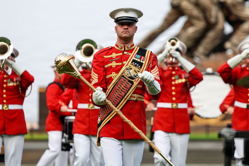Brig. Gen. Shannon M. Brown hosts the Honorable Tim Kaine at Marine Barracks Washington's Sunset Parade
