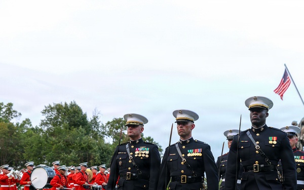 Brigadier General Brown hosts the Honorable Tim Kaine at a Sunset Parade