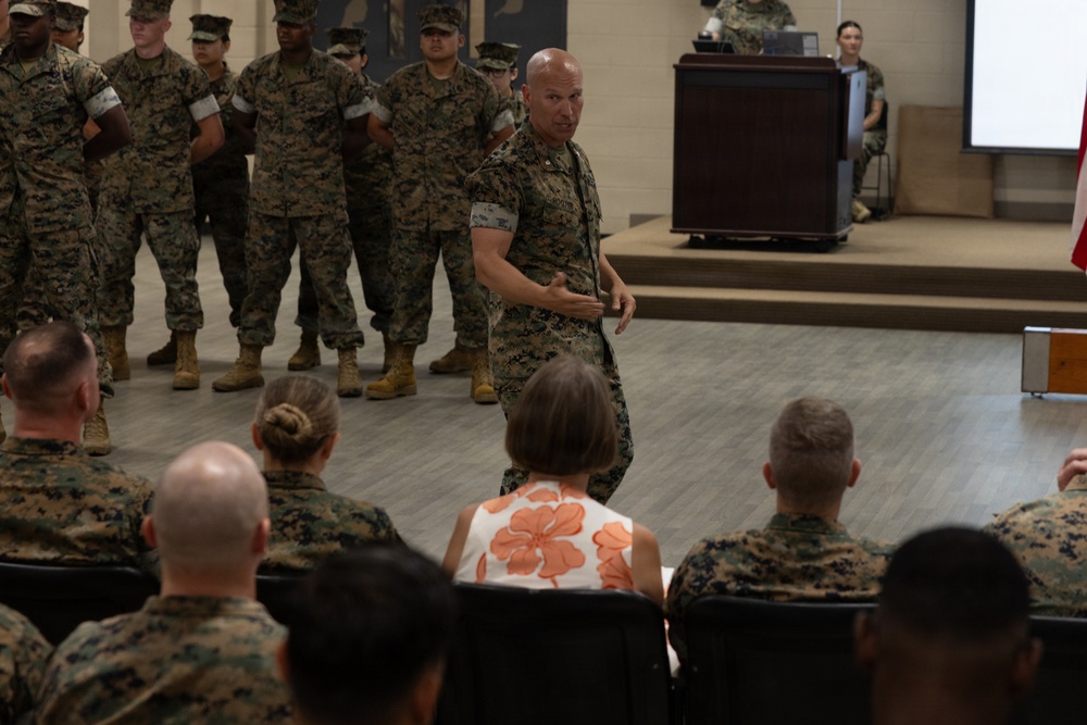 Headquarters and Support Battalion, School of Infantry – East Change of Command