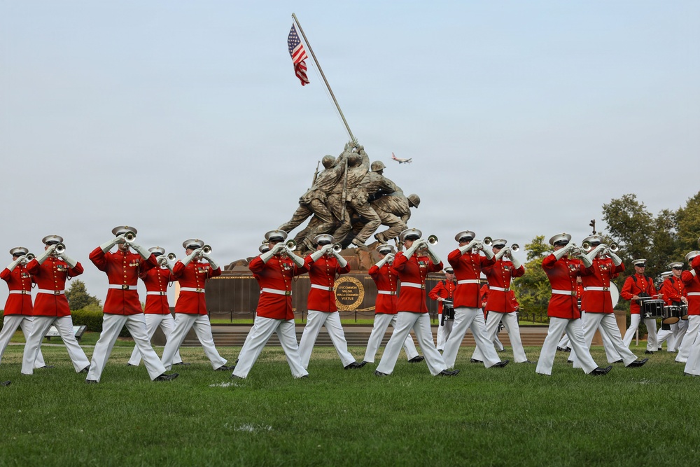 Brig. Gen. Shannon M. Brown hosts the Honorable Tim Kaine at Marine Barracks Washington's Sunset Parade